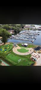 S & K Lodge Billing Aquadrome Holiday Park