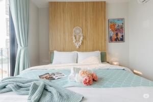 Urban Nomad Living 1BR City Apartment - Stay 24 hours - Flexible Check-in time