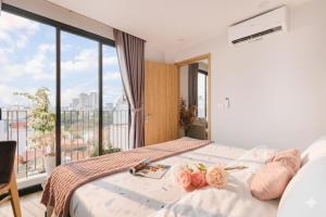 Urban Nomad Living 1BR City Apartment - Stay 24 hours - Flexible Check-in time