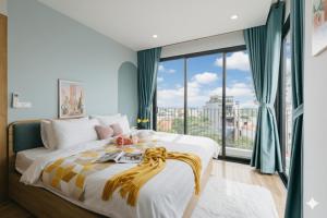 Urban Nomad Living 1BR City Apartment - Stay 24 hours - Flexible Check-in time
