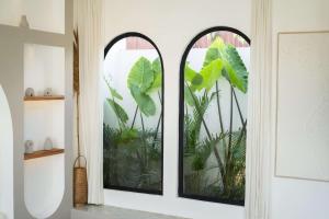 Unu V8 Mediterranean 2BR Rooftop & Pool In Canggu