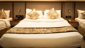 Hotel Sachkhand Grand Agra India
