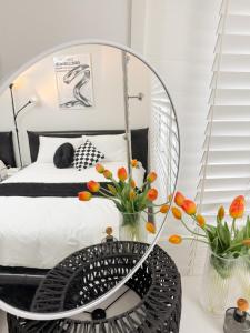 합정 모먼트 스테이