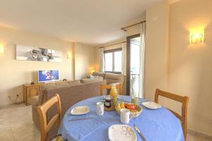 Apartamento con espectaculares vistas al mar