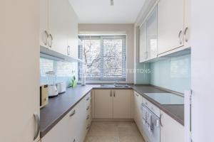 Sunset Pethouse Apartment in Pržno