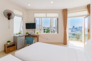 Lunar Stay HCM