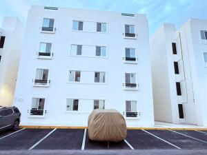 Spacious 3-BR - Pool & Padel Tennis - Playa del Carmen