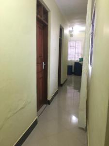 Utulivu Airport & hotspring location