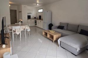 AC Apt with Balcony in Saint-Raphaël