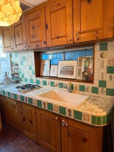 The Art House gallery P