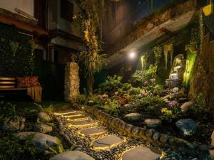 The Garden Courtyard