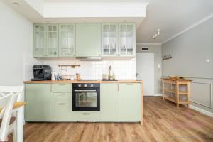 Your Holidays Fala 511