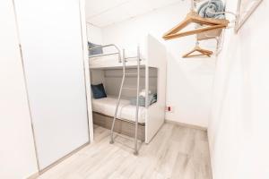 Colonial Stone Apartment