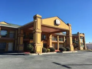 Peach State Inn & Suites - Cordele