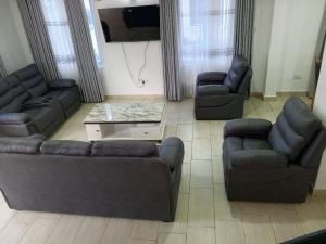Greenwood Apartments