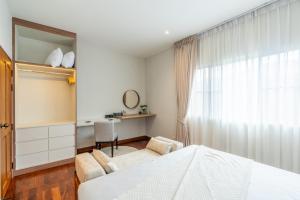 Villa 3 Bedrooms 5 Bathrooms 2 Multi Rooms WiFi
