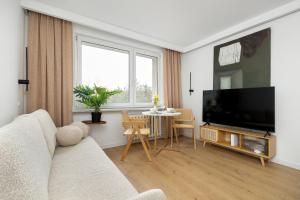 Designerskie Apartamenty Niedaleko Miasta Ogrodów by Noclegi Renters