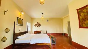 Thavaru Heritage 4BHK Villa by Homeyhuts