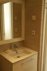 Bright and Cozy Apartment for two, Vilnius city center
