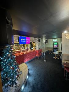 The New Valeron Hotel