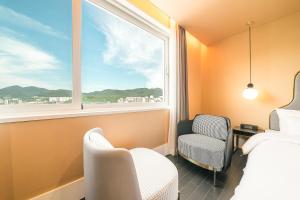 Busan H Avenue Jeonggwan Branch