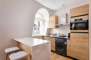 Wonderful Apartment near Champs-élysées