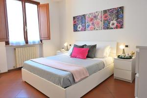 Casa Garibaldi con Terrazzo e Parking, Mare 1 min