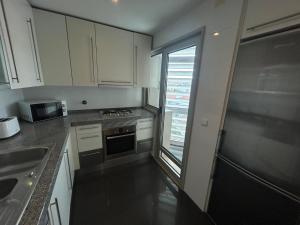 Areeiro Elegant Modern by Homing