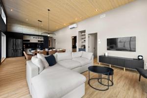 Spa & Panoramic Nature Views - Alto