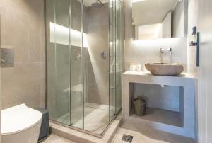 Sophia Limeni Spa - Sea front