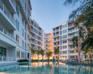 2 Bedroom Summer Huahin Condominium