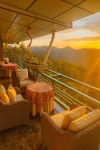 The Jungle Valley View Resort - A Relax Retreat away from city