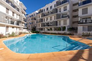 Marina Real III, 1 Dormitorio by Bookindenia