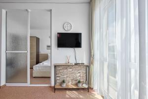 Cozy Studio Apartment with Separated Sleeping Area close to Sarafovo Beach by Flat Mаnager