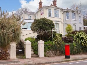 Avenue Park Villa
