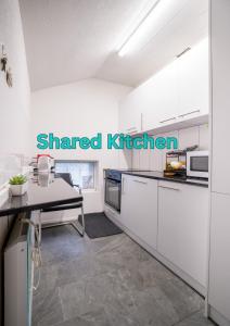 Zurich Rooms near Oerlikon and Airport
