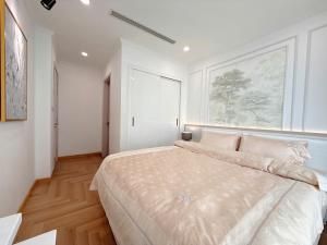 The SUN Apartment Vinhomes Times City