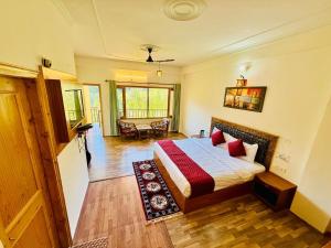 Hotel Prini Palace Manali