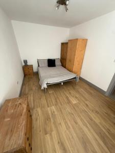 Flat 4 Rylands Street