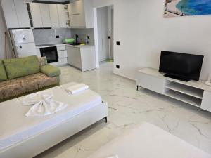 Lorik Apartment