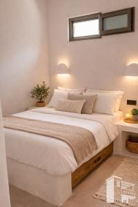 Naxos Damarionas Retreat - Newly Restored House with Views