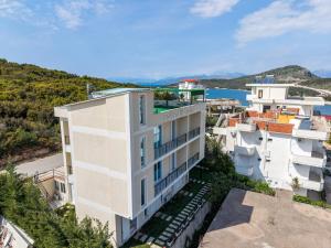 Golden Hill Ksamil
