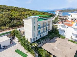 Golden Hill Ksamil