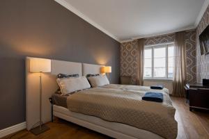 Spacious Old Town apartment with sauna