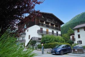 Résidence le Chardonnet D Studio wShared Pool & panoramic views - Happy Rentals