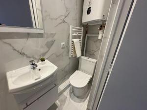 New 923 Suite Scarlett - Cosy Apartment Paris Center