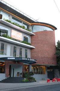 BRIX Inn