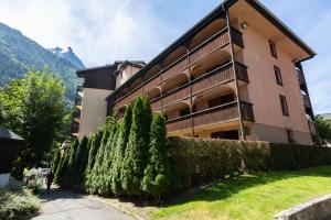 Cham Sud Jonquilles 38 Walk to Aiguille du Midi for 4 - Happy Rentals