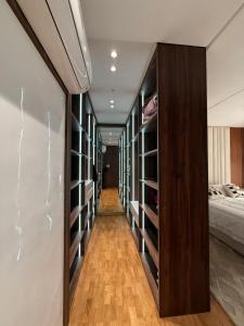 Bright 2-bedroom apartment in Harhoura