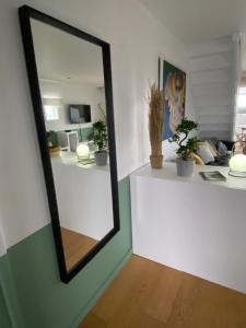 Bel appartement, 1ère ligne de mer, vue mer toutes pièces